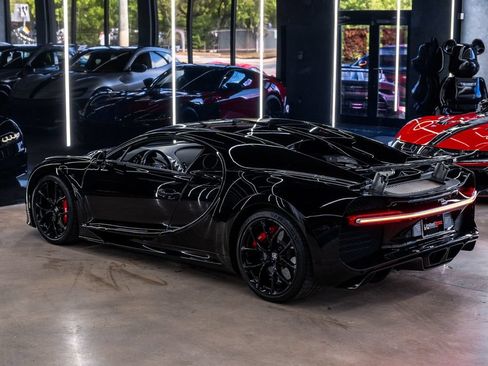 Used 2018 Bugatti Chiron AWD/4WD image 20