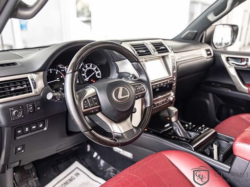 Used 2020 Lexus GX 460 Luxury w/ Luxury Sport Package AWD/4WD image 20
