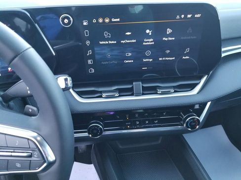 New 2026 Chevrolet Equinox LT image 23