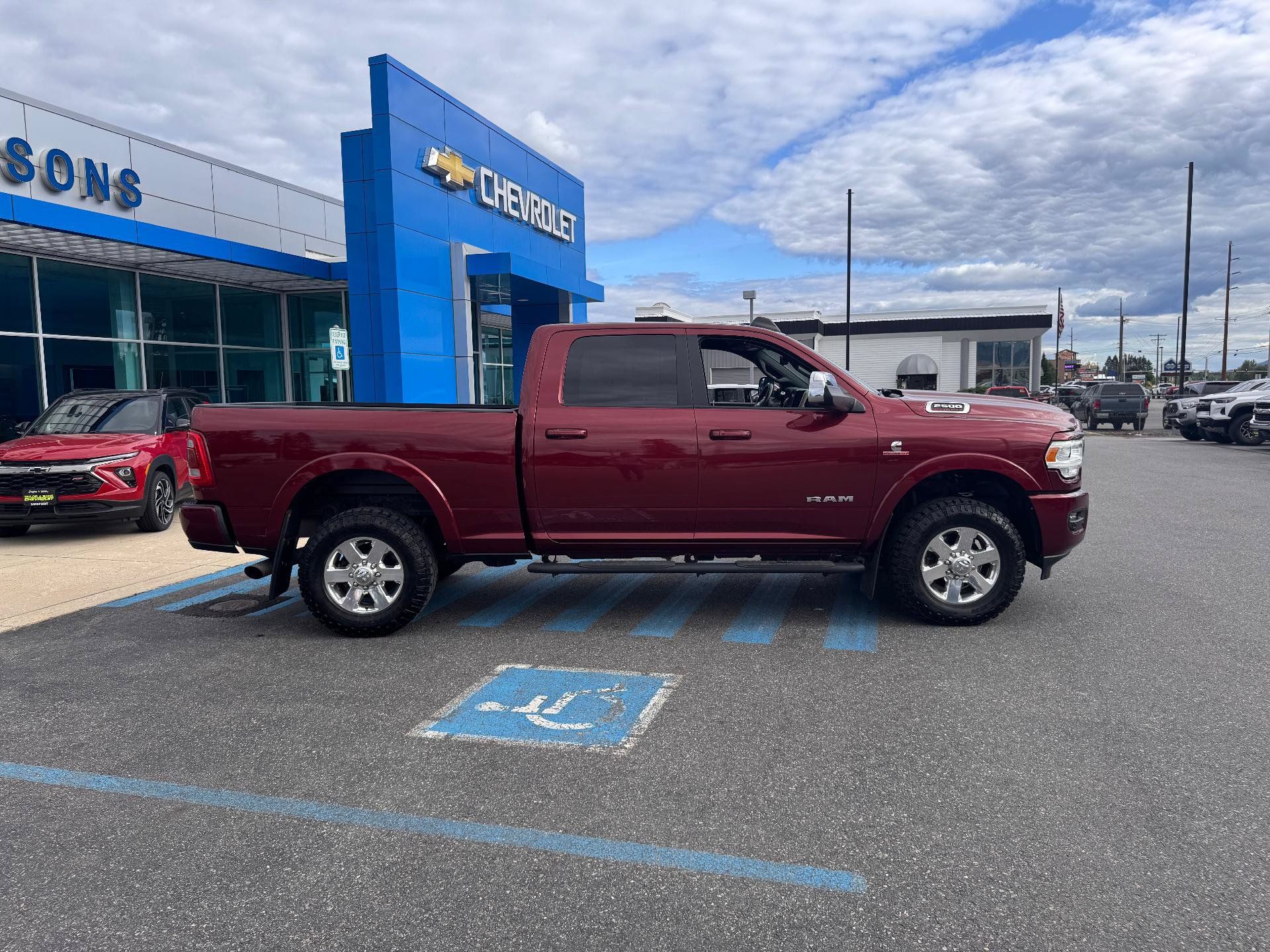 Used 2019 RAM 2500 Laramie AWD/4WD image 8