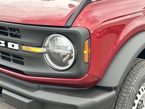 New 2026 Ford Bronco 2-Door AWD/4WD image 9