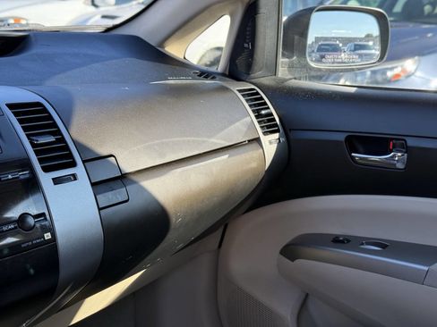 Used 2004 Toyota Prius image 29