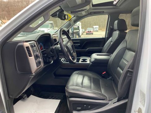 Used 2017 GMC Sierra 3500 Denali w/ Duramax Plus Package AWD/4WD image 9