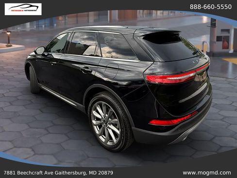 Used 2022 Lincoln Corsair AWD w/ Premium Package image 7