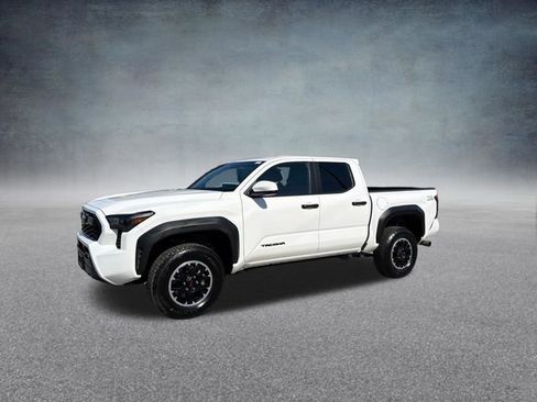 Used 2024 Toyota Tacoma TRD Off-Road image 14
