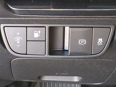 Used 2022 Kia EV6 Light image 28