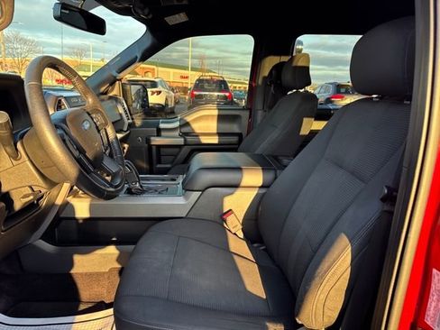 Used 2016 Ford F150 XLT w/ Equipment Group 302A Luxury image 9