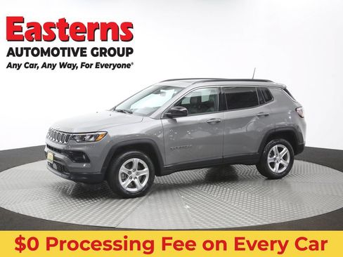 Used 2023 Jeep Compass Latitude w/ Sun and Sound Group AWD/4WD image 59