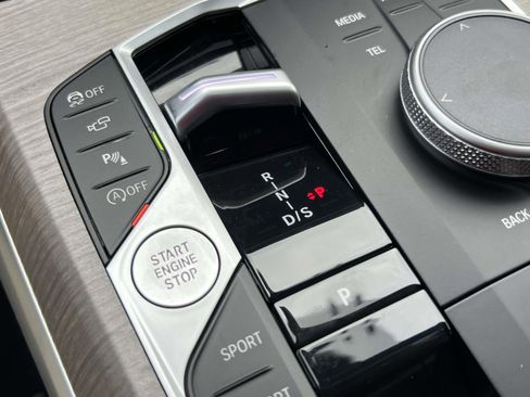 Used 2025 BMW 330i xDrive Sedan image 12