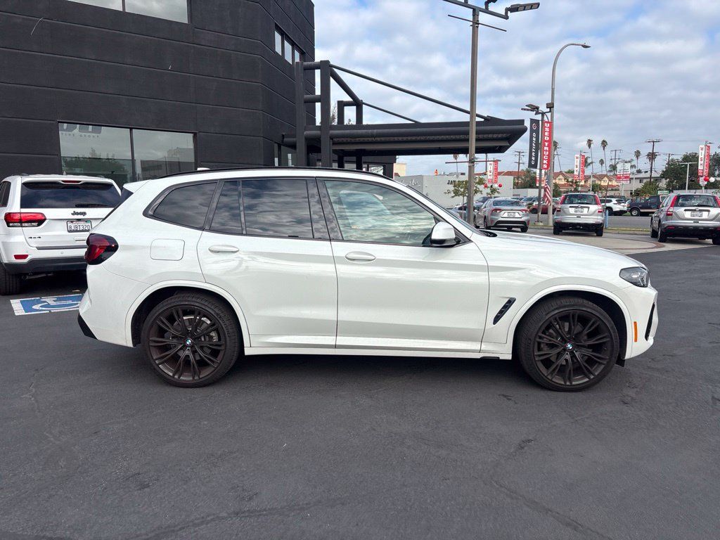 Used 2022 BMW X3 sDrive30i w/ M Sport Package 2 RWD image 3