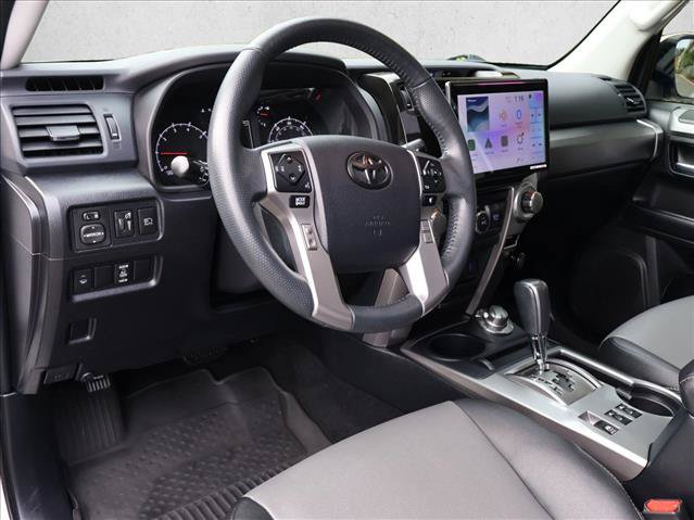 Used 2021 Toyota 4Runner SR5 Premium w/ Moonroof Package AWD/4WD image 13