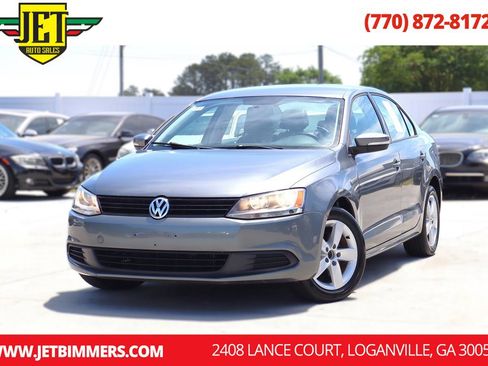 Used 2012 Volkswagen Jetta TDI FWD image 1