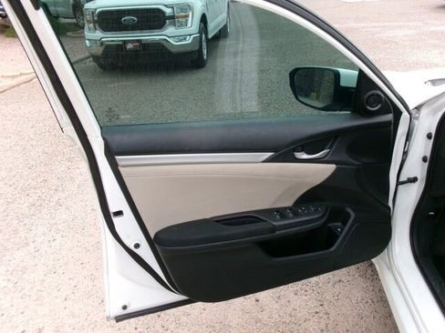 Used 2016 Honda Civic EX image 12