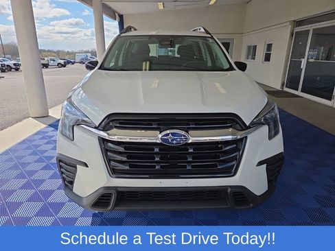 Used 2023 Subaru Ascent 8-Passenger AWD/4WD image 2