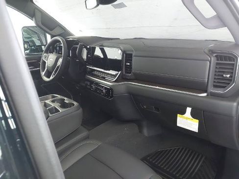 New 2026 Chevrolet Silverado 2500 LT w/ Z71 Chrome Sport Edition AWD/4WD image 29
