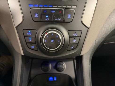 Used 2018 Hyundai Santa Fe Sport w/ Cargo Package FWD image 28
