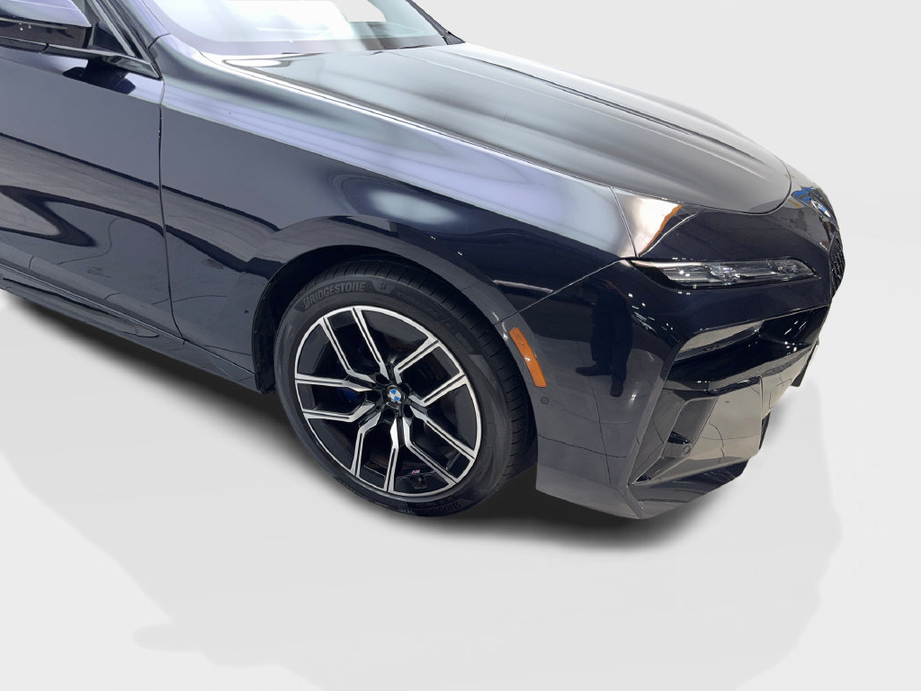 Used 2024 BMW i7 xDrive60 w/ Executive Package AWD/4WD image 19