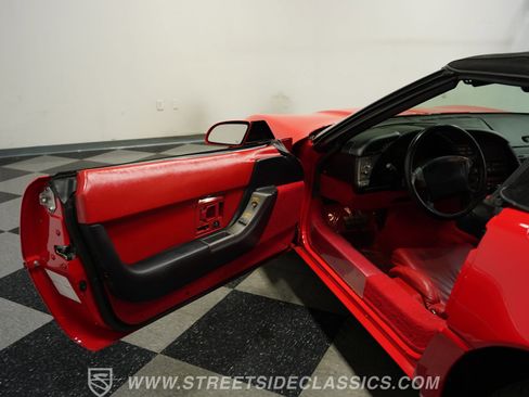Used 1991 Chevrolet Corvette Convertible image 35