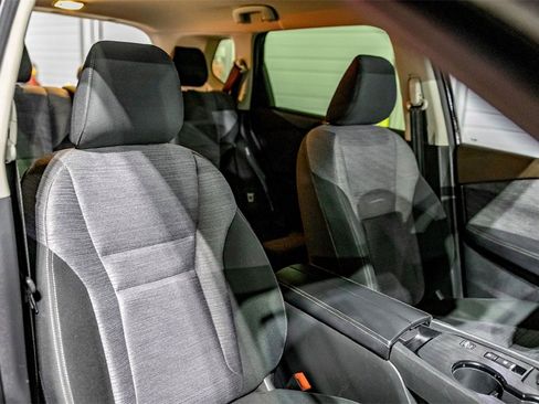 Used 2023 Nissan Rogue SV image 27