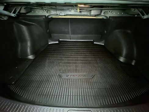 Used 2022 Toyota Corolla SE image 32