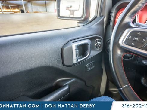 Used 2020 Jeep Wrangler Unlimited Rubicon w/ LED Lighting Group image 19