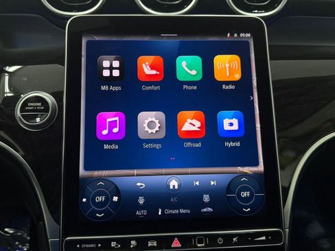 Certified 2025 Mercedes-Benz GLC 350e GLC 350e image 28