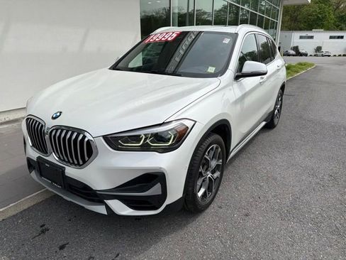 Used 2021 BMW X1 xDrive28i w/ Convenience Package AWD/4WD image 3
