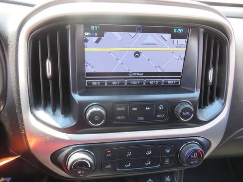 Used 2018 GMC Canyon SLE w/ Nightfall Edition AWD/4WD image 19