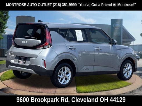 Used 2024 Kia Soul LX w/ Option Group 015 FWD image 4