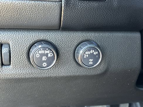 Used 2017 GMC Canyon SLE w/ All Terrain X Package image 5