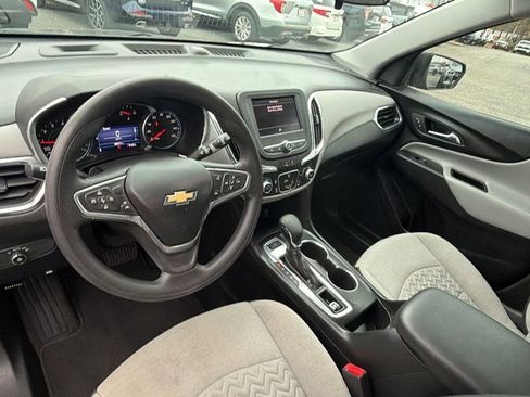 Certified 2022 Chevrolet Equinox LS w/ LS Convenience Package image 21