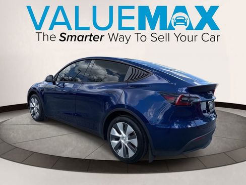 Used 2024 Tesla Model Y Long Range image 5