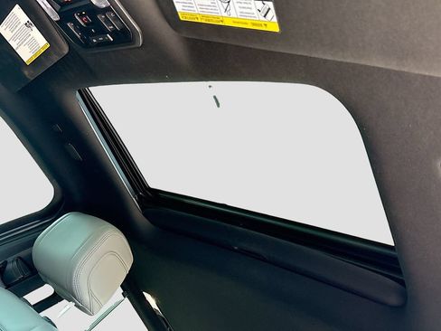 Certified 2025 Toyota Sequoia Limited AWD/4WD image 18