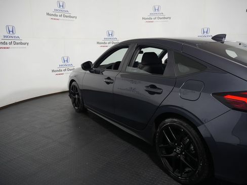 Used 2025 Honda Civic Sport image 9