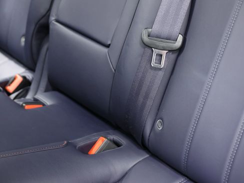 Used 2019 Bentley Bentayga AWD/4WD image 56