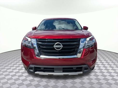 Used 2024 Nissan Pathfinder SL AWD/4WD image 8