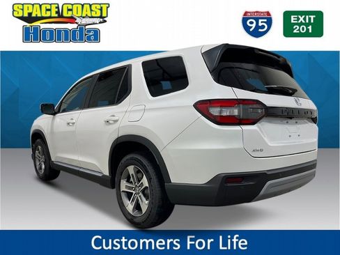 New 2025 Honda Pilot EX-L image 5