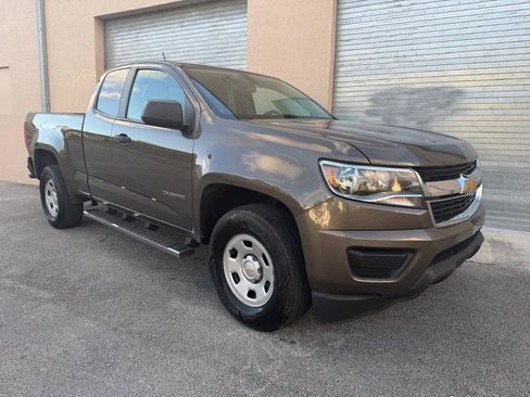 Used 2016 Chevrolet Colorado W/T w/ WT Convenience Package RWD image 11