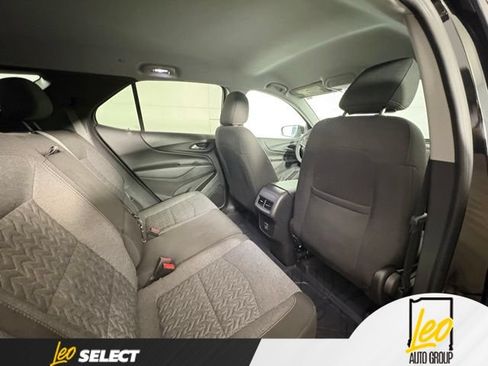 Used 2024 Chevrolet Equinox LT w/ LPO, Floor Liner Package FWD image 10