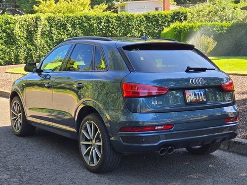 Used 2018 Audi Q3 2.0T Premium Plus w/ Premium Plus Package AWD/4WD image 2