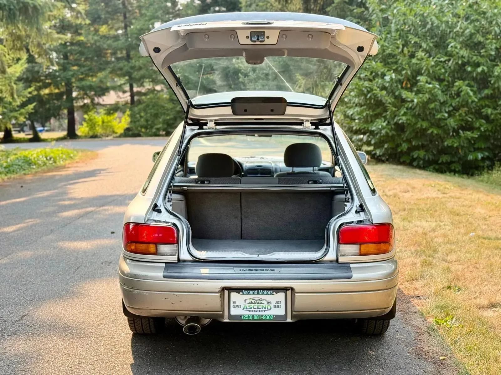 Used 2001 Subaru Impreza Outback Sport AWD/4WD image 16