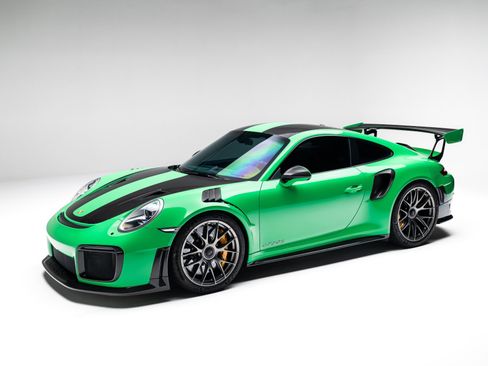 Used 2018 Porsche 911 GT2 RS image 2
