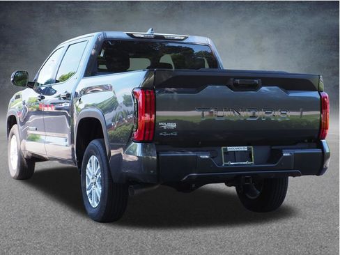 Used 2025 Toyota Tundra SR5 w/ SR5 Premium Package AWD/4WD image 3