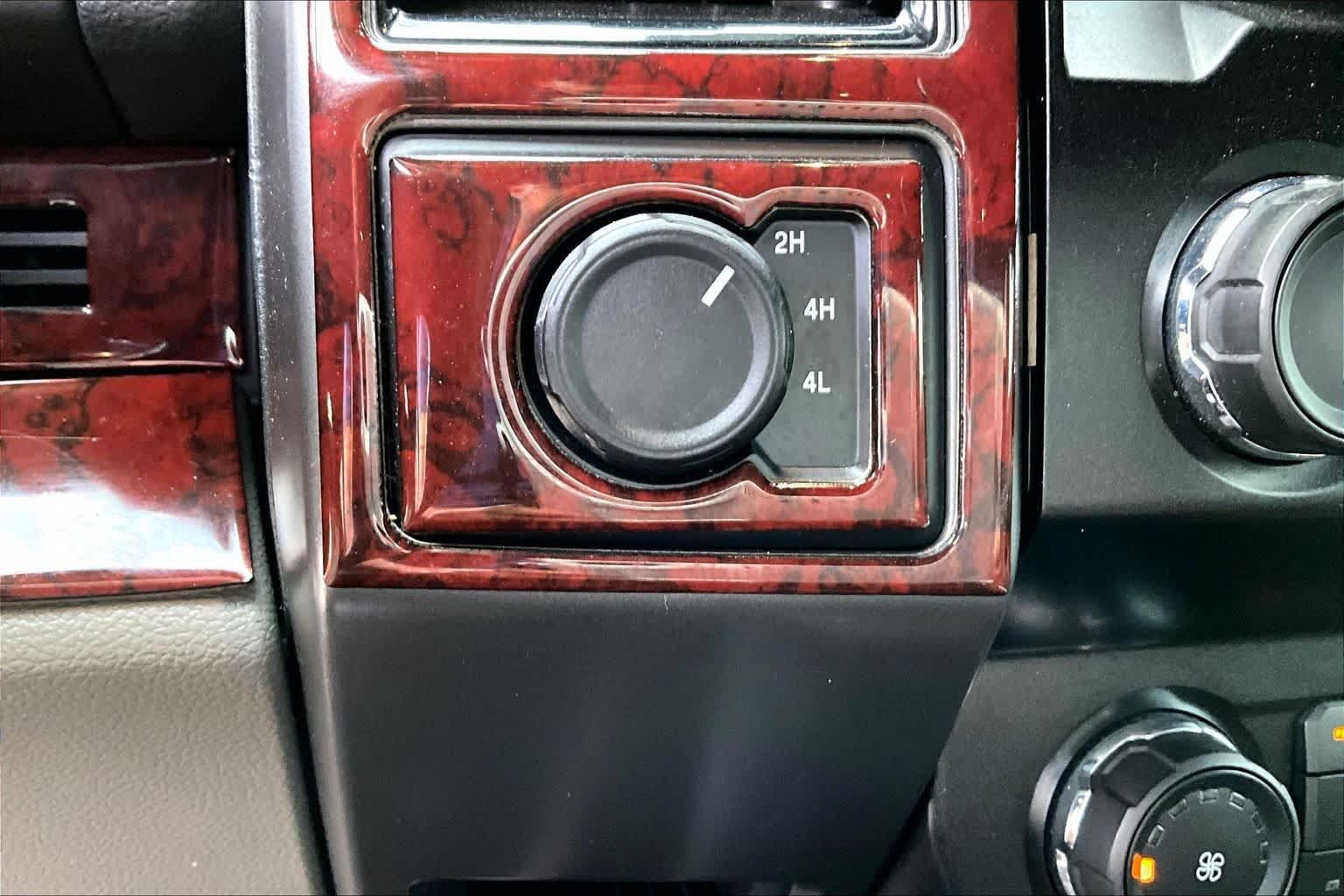Used 2019 Ford F150 XLT AWD/4WD image 32