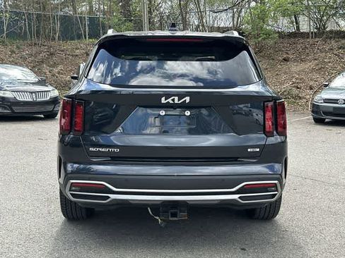 Used 2023 Kia Sorento EX AWD/4WD image 4