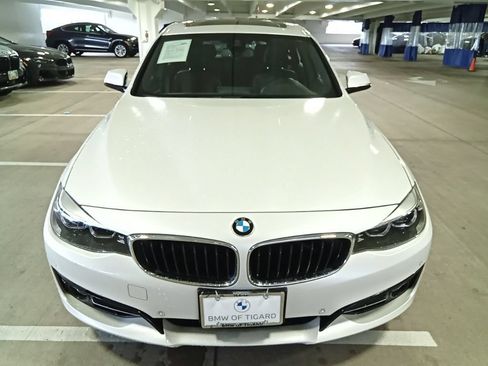 Used 2017 BMW 330i Gran Turismo xDrive AWD/4WD image 2