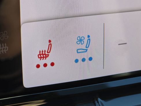 New 2026 Volkswagen Atlas Peak Edition image 8