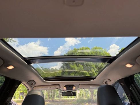 Used 2019 INFINITI QX50 Essential w/ Premium Heat Package FWD image 20