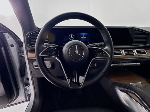 Certified 2025 Mercedes-Benz GLE 350 4MATIC image 12