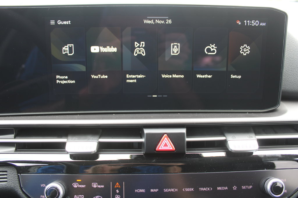 New 2026 Kia Sportage SX FWD image 46